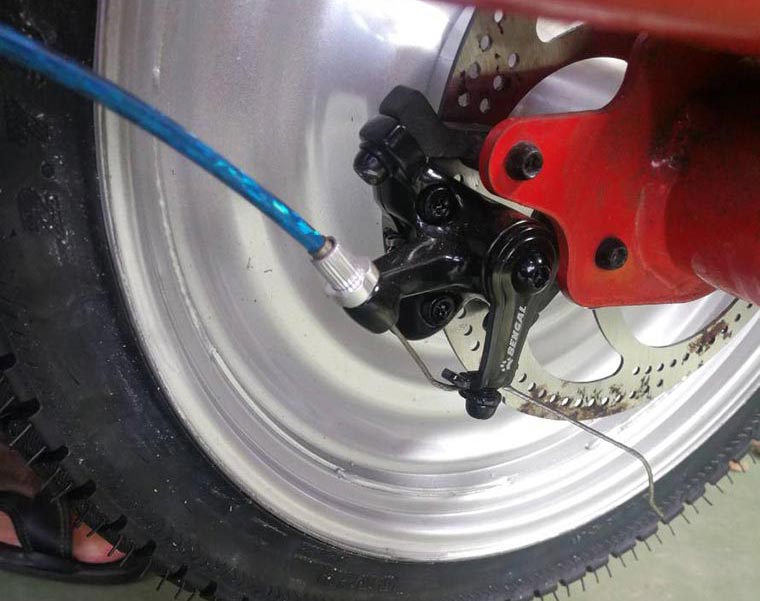 Disk brakes for rear wheels(bike parts)
